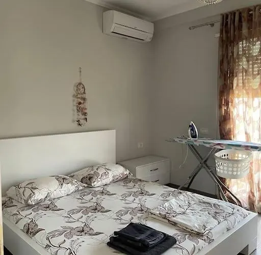 Apartment Corner Terrace